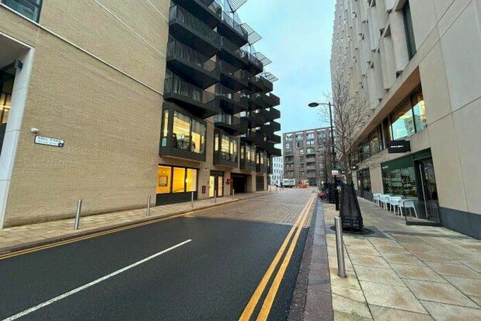 2 Bedroom Flat To Rent In Station Square, Cambridge, CB1