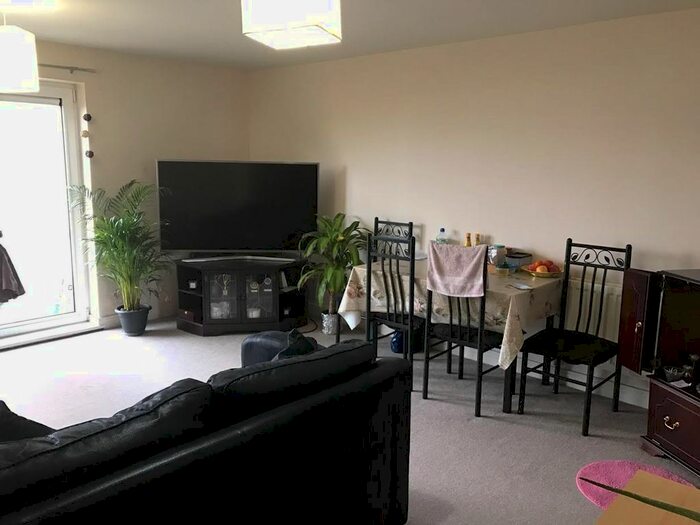 1 Bedroom Flat To Rent In Wyatt Point, Erebus Drive, London, SE28