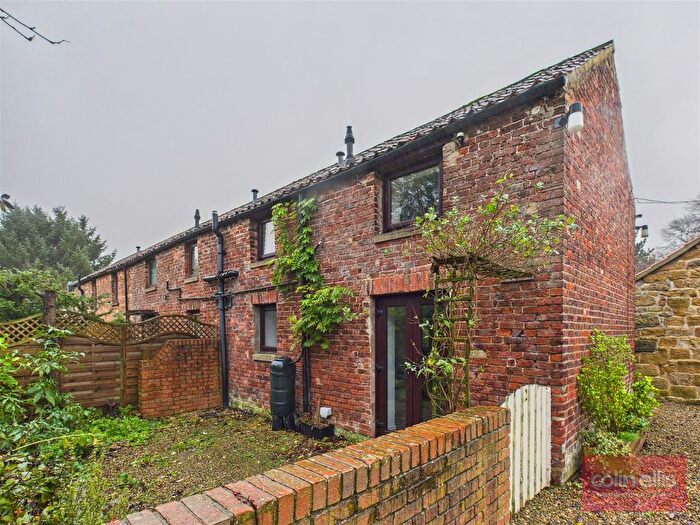 1 Bedroom Cottage For Sale In Woodlands Drive, Scarborough, YO12