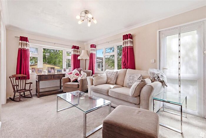 2 Bedroom Park Home For Sale In Temple Grove Park, Bakers Lane, West Hanningfield, Chelmsford, CM2