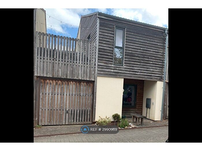 2 Bedroom Terraced House To Rent In Elgin Grove, Street, BA16