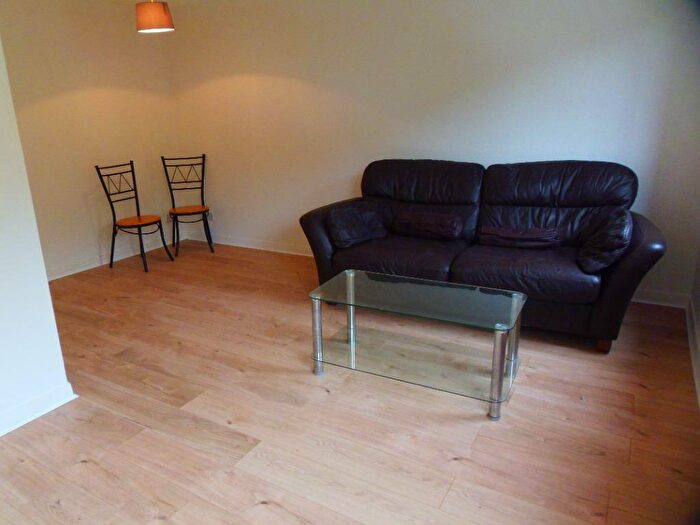 1 Bedroom Flat To Rent In Dumbarton Road, Whiteinch, Glasgow, G14