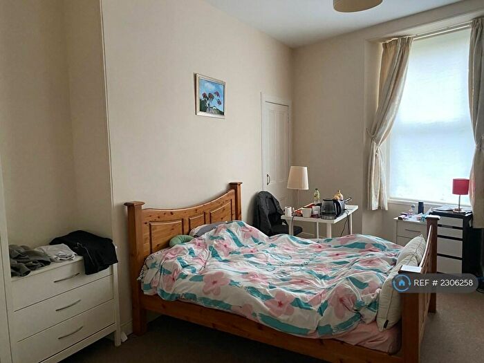 1 Bedroom Flat To Rent In Dudhope Street, Dundee, DD1