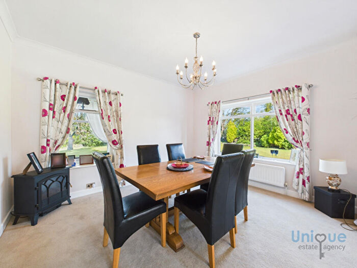 4 Bedroom Detached House For Sale In Garstang Road, Poulton-le-Fylde, FY6