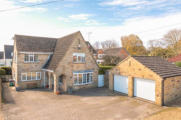 5 Bedroom Detached House For Sale In Wetherby Road, Knaresborough, HG5