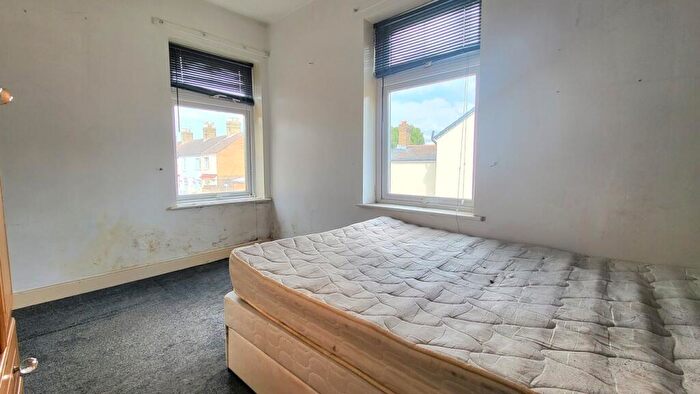 3 Bedroom End Of Terrace House For Sale In Wellington Street, Peterborough, PE1