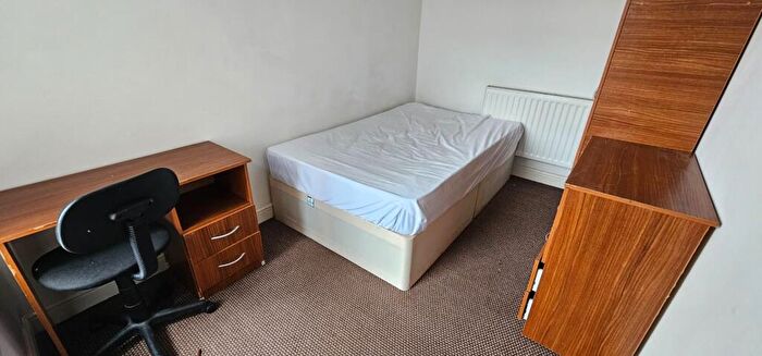 House To Rent In King Street, Pontypridd, CF37