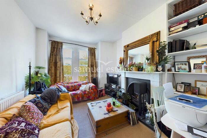 2 Bedroom Flat To Rent In Courtney Road, Colliers Wood, SW19