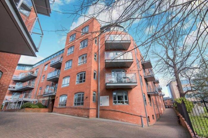 3 Bedroom Flat To Rent In Furnace House, Oxford, OX2