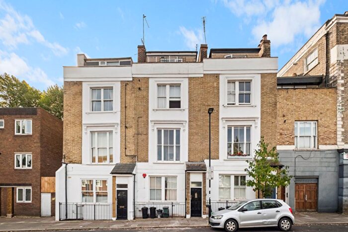 2 Bedroom Flat To Rent In Bride Street, Lower Holloway, N7