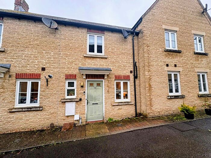 2 Bedroom Terraced House For Sale In Boundary Way, Carterton, OX18
