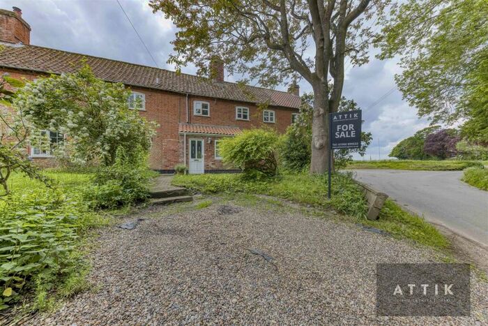 4 Bedroom Terraced House For Sale In Barrack Row, Little Ellingham, NR17