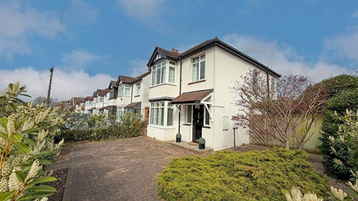 3 Bedroom Detached House For Sale In West Street, Carshalton, Surrey., SM5