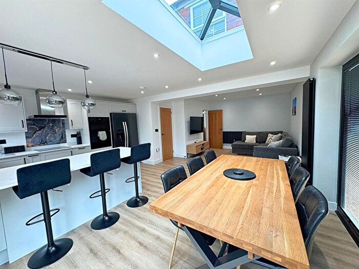 3 Bedroom Semi Detached House For Sale In Jeruselum Road, Skellingthorpe, LN6