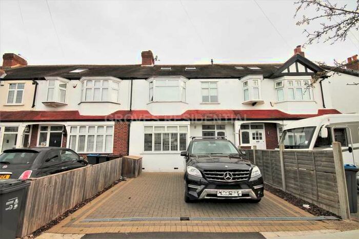 4 Bedroom Terraced House To Rent In Westway, London, SW20