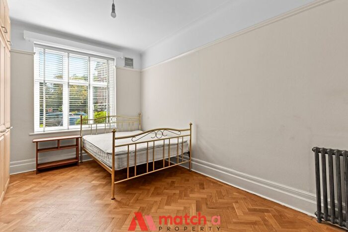 3 Bedroom Flat To Rent In Haven Green Court, Haven Green, London, W5