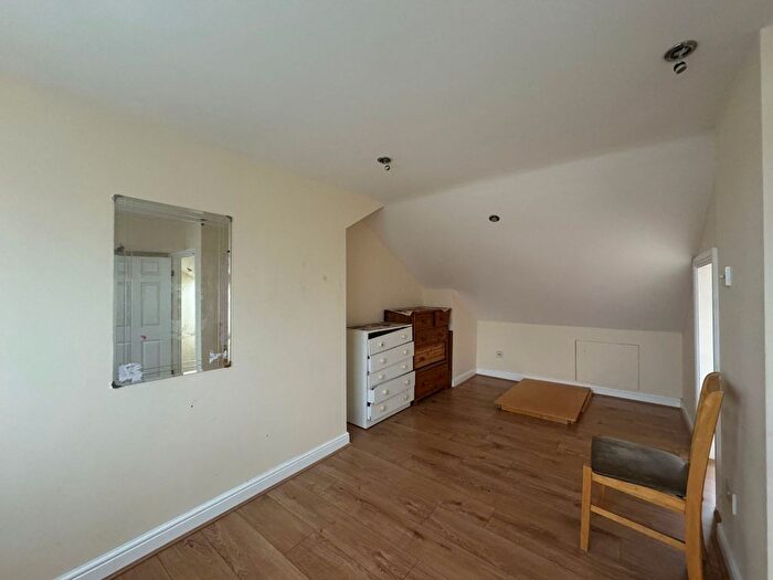 2 Bedroom Flat To Rent In Lynton Road, Harrow, HA2