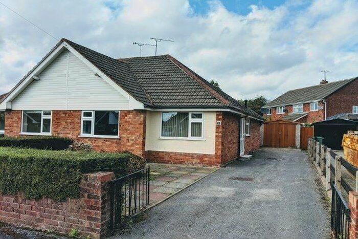 2 Bedroom Bungalow To Rent In Saughall, Chester, CH1
