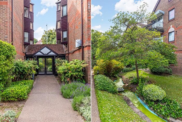 2 Bedroom Flat For Sale In French Apartments, Lansdowne Road, Purley, CR8