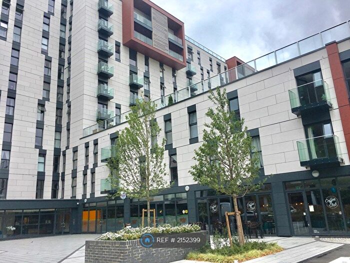 2 Bedroom Flat To Rent In Victoria Avenue, Southend On Sea, SS2