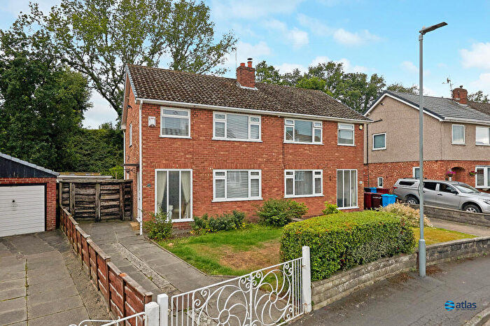 3 Bedroom Semi-Detached House For Sale In Elwyn Drive, Halewood, L26
