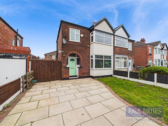 3 Bedroom Semi Detached House For Sale In Audley Avenue, Stretford, Manchester, M32