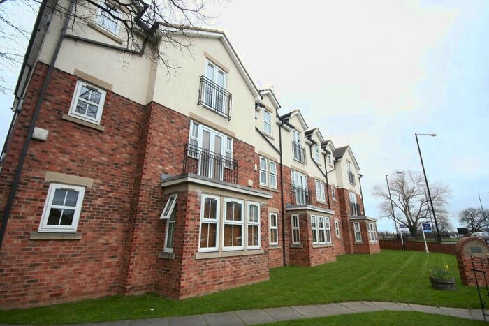 2 Bedroom Flat To Rent In High Street, Ormesby, Middlesbrough, Cleveland, TS7