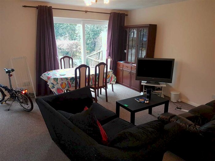 3 Bedroom Terraced House To Rent In St. Michaels Place, Canterbury, CT2