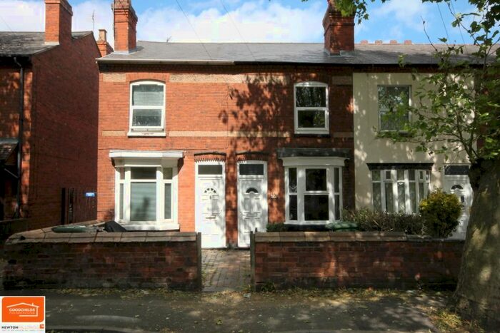 3 Bedroom Flat To Rent In Blakenall Lane, Bloxwich, WS3