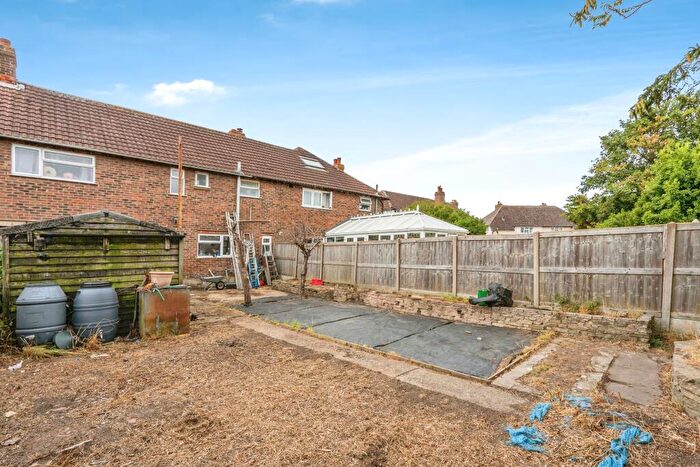 3 Bedroom Terraced House For Sale In Mill Pond Road, Gosport, Hampshire, PO12