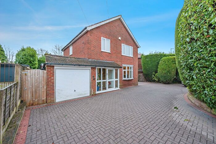 3 Bedroom Detached House For Sale In Chester Road, Walsall, WS8