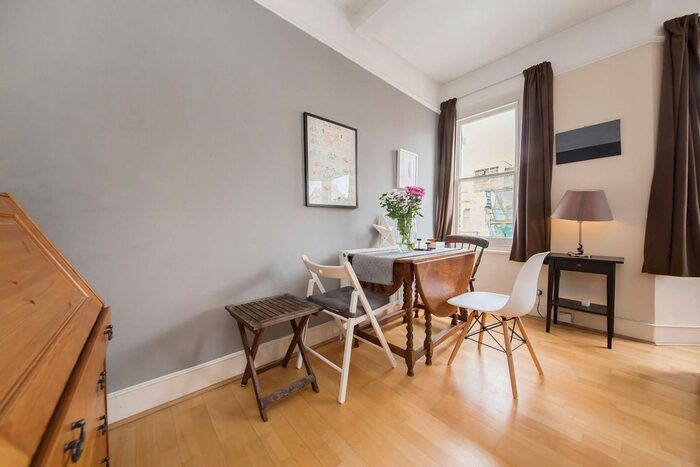 1 Bedroom Flat To Rent In Norroy Road, Putney, London, SW15