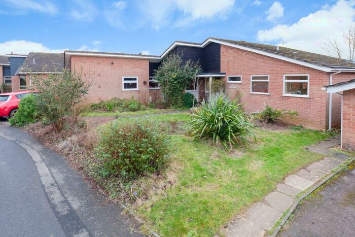 1 Bedroom Detached Bungalow To Rent In Long Hanborough, OX29