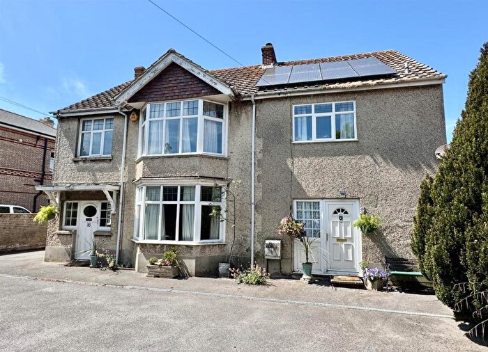 5 Bedroom Detached House For Sale In Alexandra Road, Lodmoor, Weymouth, DT4