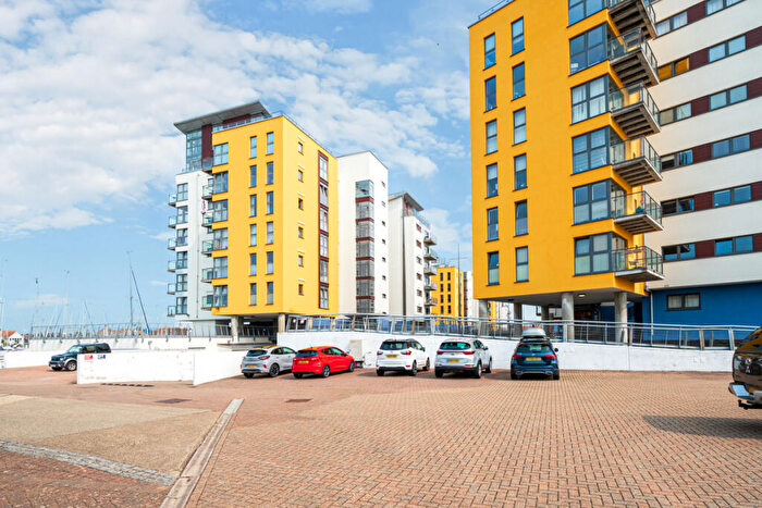 2 Bedroom Apartment For Sale In Midway Quay, Eastbourne, BN23