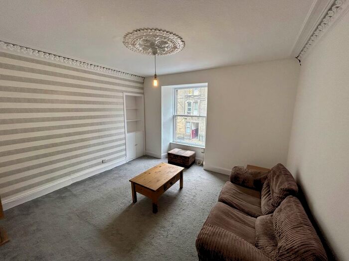 2 Bedroom Flat To Rent In Park Avenue, Dundee, DD4