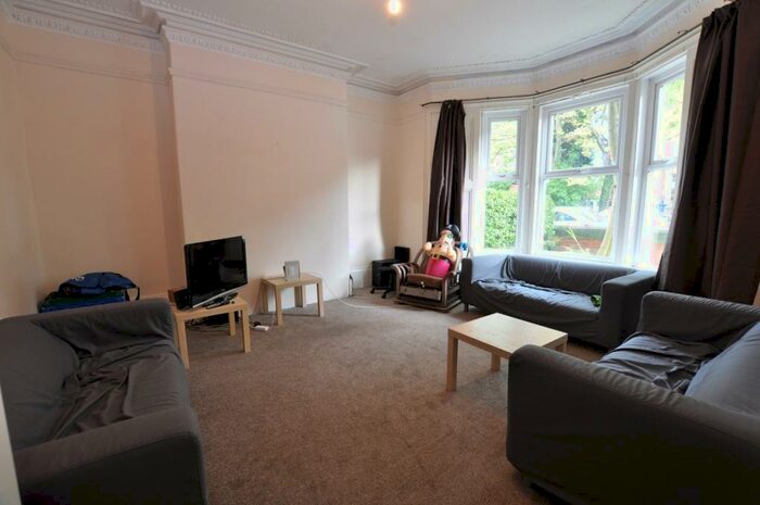 6 Bedroom Terraced House To Rent In Otterburn Terrace, Jesmond, Newcastle Upon Tyne, NE2