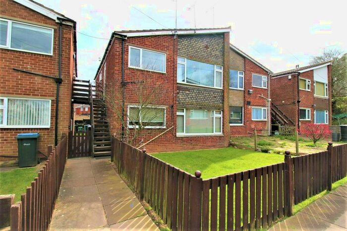 2 Bedroom Maisonette To Rent In Hazel Road, Courthouse Green, Coventry, CV6