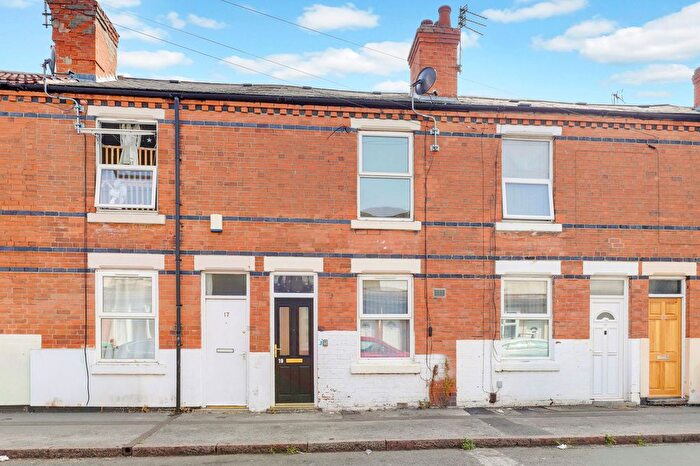 2 Bedroom Terraced House For Sale In Kimberley Street, Nottingham, NG2