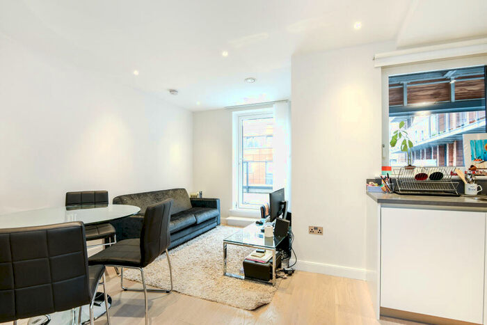 1 Bedroom Flat To Rent In Wharf Road, Islington, London, N1