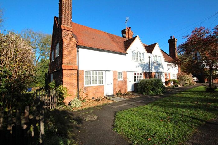 2 Bedroom Cottage To Rent In Paddock Close, Letchworth Garden City, SG6
