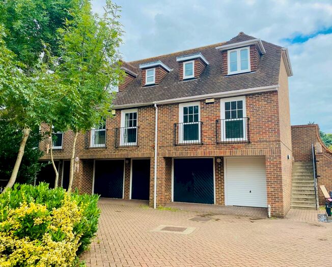 1 Bedroom House To Rent In Ospringe Street, Faversham, ME13