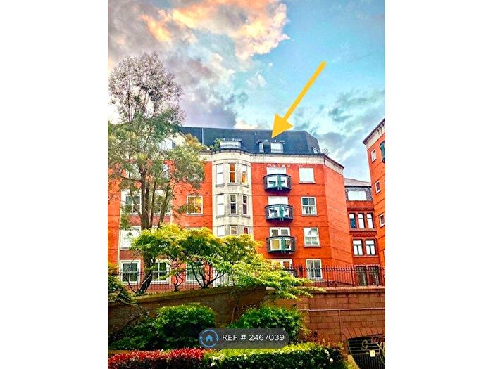 2 Bedroom Flat To Rent In Venice Court, Manchester, M1