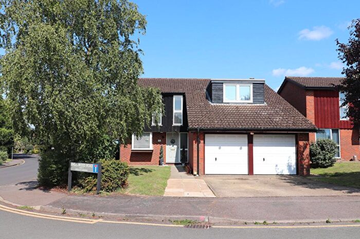 4 Bedroom Detached House For Sale In Underwood Road, Stevenage, Hertfordshire, SG1