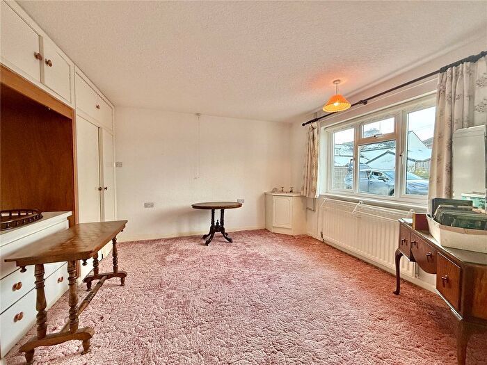 2 Bedroom Bungalow For Sale In Arddleen, Llanymynech, Powys, SY22