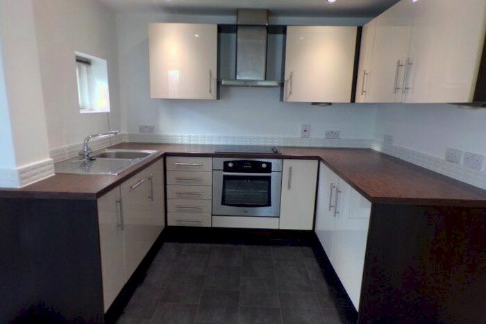 2 Bedroom Flat To Rent In Avenham Road, Preston, PR1