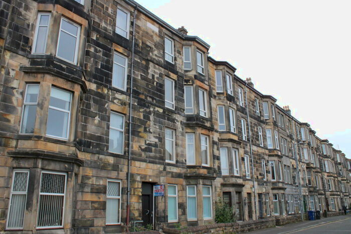 2 Bedroom Flat To Rent In Walker Street, Paisley, PA1