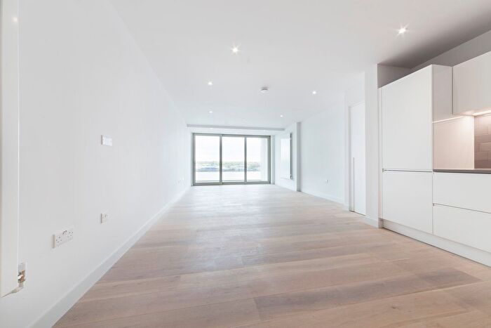 2 Bedroom Flat To Rent In Liner House, Admiralty Avenue, London, E16