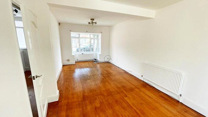 3 Bedroom Terraced House To Rent In Catherine Road, Enfield, EN3