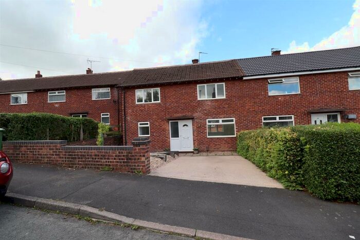 3 Bedroom Semi-Detached House To Rent In Hawthorn Way, Macclesfield, SK10